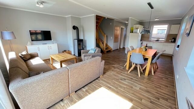 Ferienhaus in Fehmarn OT Sahrensdorf - "Bauernhof-Claussen", Haus Möwe - Bild 2
